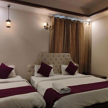 Hotel Agra Grande By Goyal Hoteliers Exterior foto