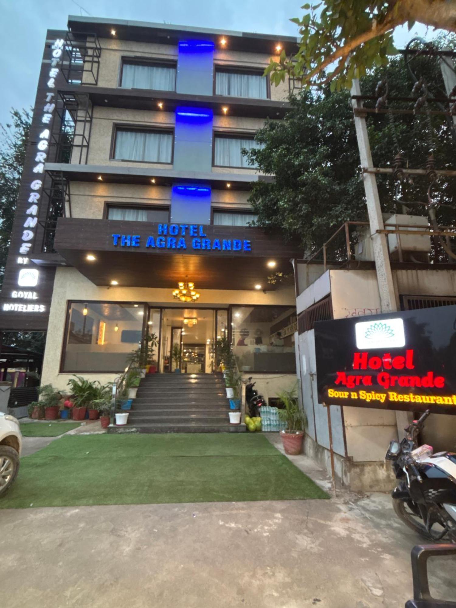Hotel Agra Grande By Goyal Hoteliers Exterior foto